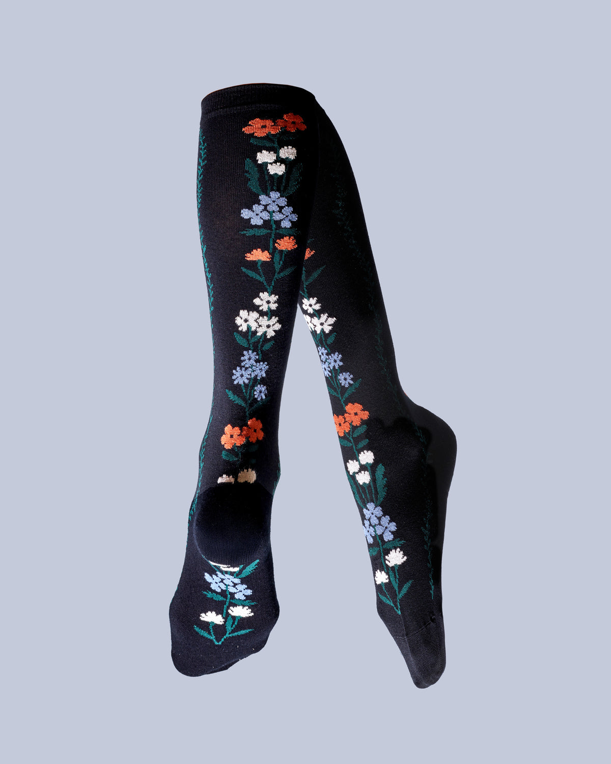 Japanese knee-high socks with linked flower pattern, French Bull, detail 4