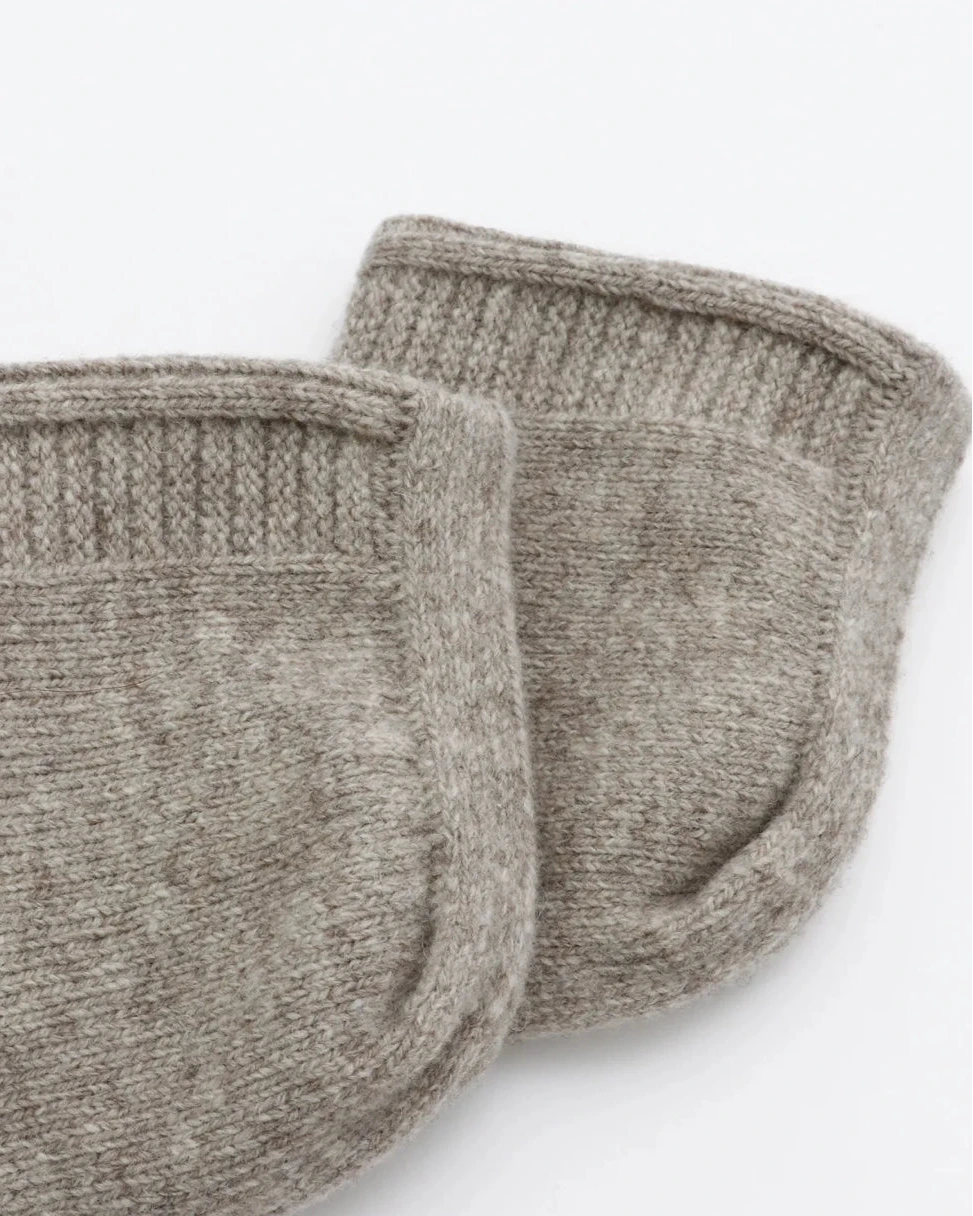 Japanese undyed wool home socks, light brown, French Bull, detail 2