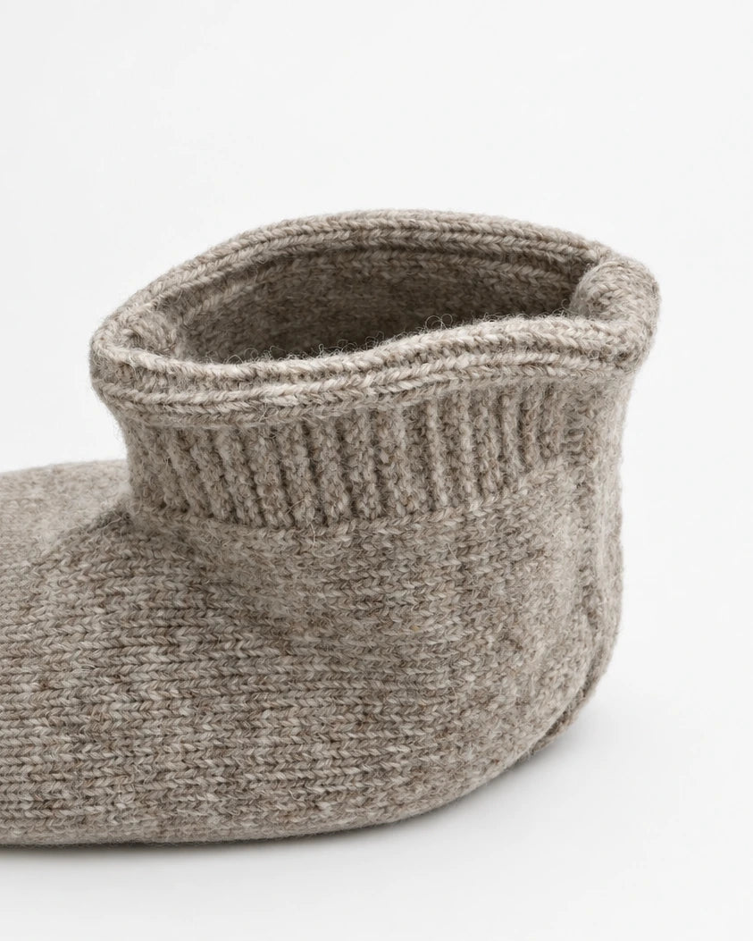 Japanese undyed wool home socks, light brown, French Bull, detail 4