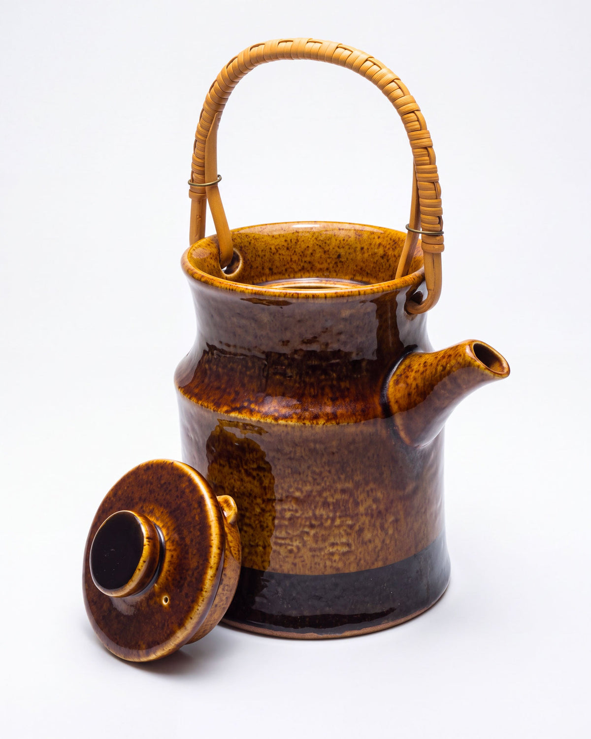 Vintage Rörstrand Sahara teapot by Carl-Harry Stålhane, brown earthy glaze, 1960s, detail 2
